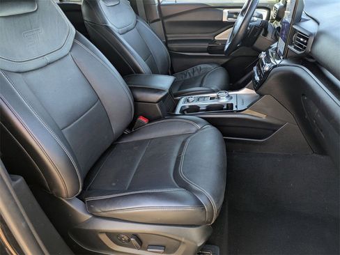 Used 2021 Ford Explorer ST w/ ST Street Pack image 22