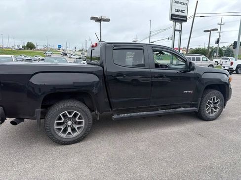 Used 2022 GMC Canyon AT4 w/ Trailering Package AWD/4WD image 16
