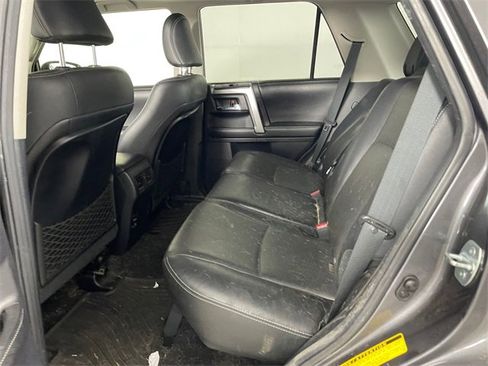 Used 2015 Toyota 4Runner Limited image 14