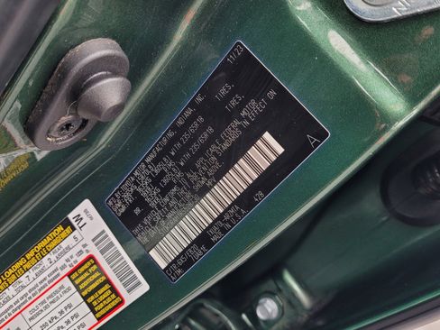 Certified 2024 Toyota Highlander XLE image 31