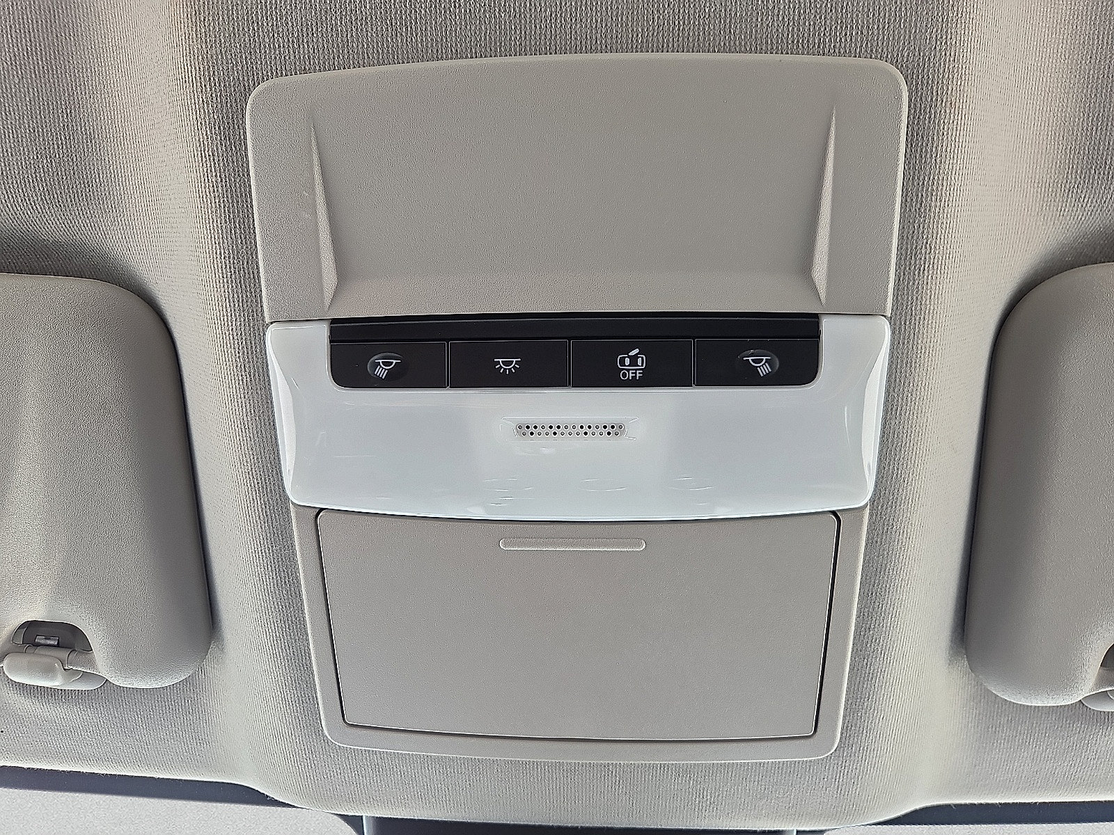 Used 2025 Nissan Sentra SR FWD image 18