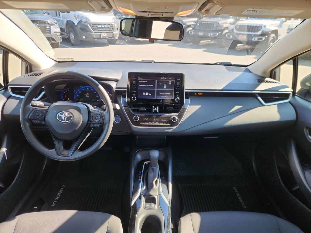 Used 2020 Toyota Corolla LE w/ Body Protection Package FWD image 12