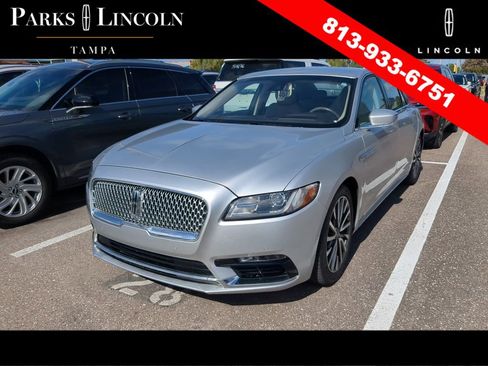 Used 2018 Lincoln Continental Select FWD image 4