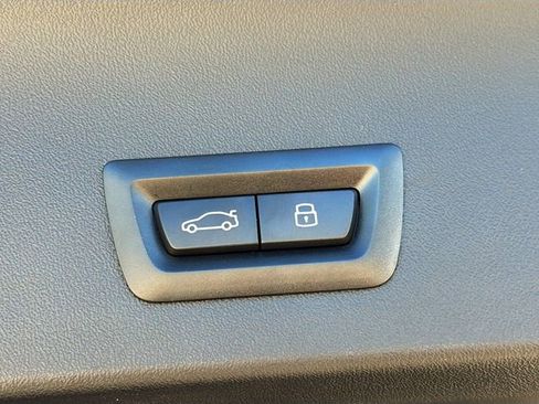 Used 2025 BMW X3 xDrive30i w/ Convenience Package image 13