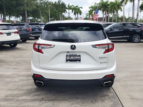 Used 2023 Acura RDX AWD w/ Advance Package image 6
