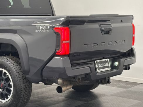 Used 2024 Toyota Tacoma TRD Off-Road AWD/4WD image 7
