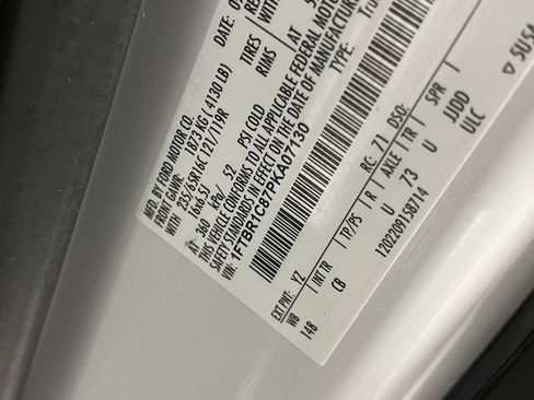 Used 2023 Ford Transit 250 Medium Roof image 32