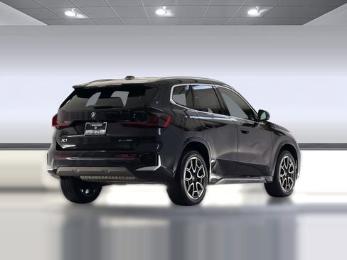 Used 2025 BMW X1 xDrive28i w/ Convenience Package AWD/4WD image 9