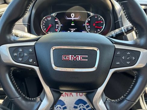 Used 2022 GMC Terrain Denali w/ Denali Premium Package AWD/4WD image 42
