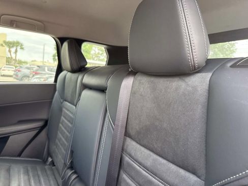 New 2026 Mitsubishi Outlander SE FWD image 13