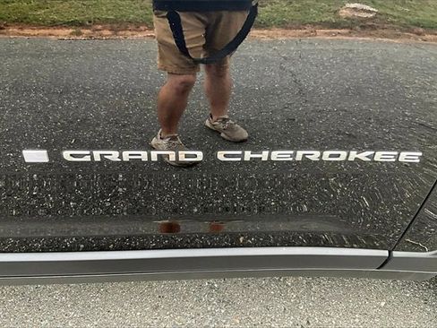 Used 2021 Jeep Grand Cherokee L Limited image 33