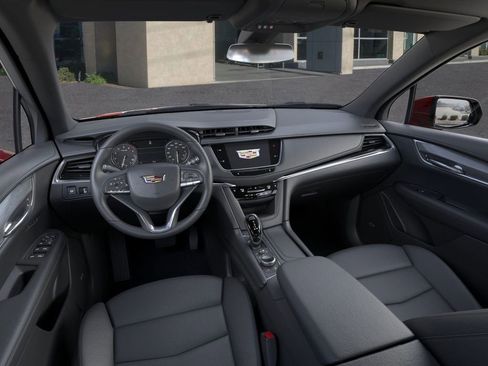 New 2025 Cadillac XT6 Luxury image 15