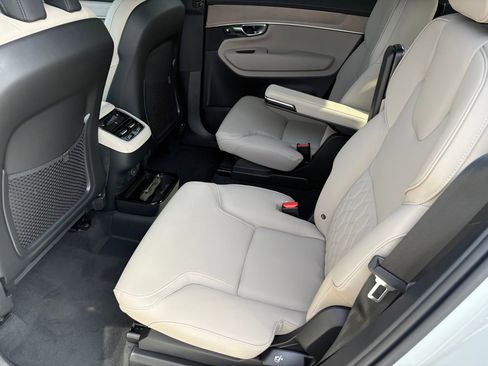 New 2026 Volvo XC90 B5 Plus w/ Protection Package Premier AWD/4WD image 15