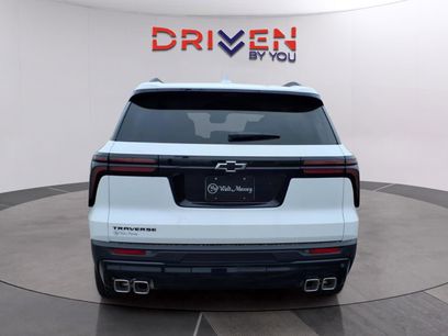 New 2026 Chevrolet Traverse LT w/ Midnight/Sport Edition