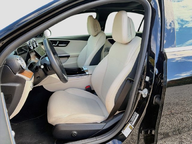 Certified 2023 Mercedes-Benz C 300 4MATIC Sedan image 11