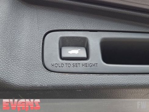 Used 2017 Honda CR-V Touring image 33