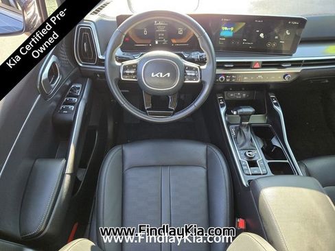 Certified 2025 Kia Sorento S w/ Panoramic Sunroof Package image 15