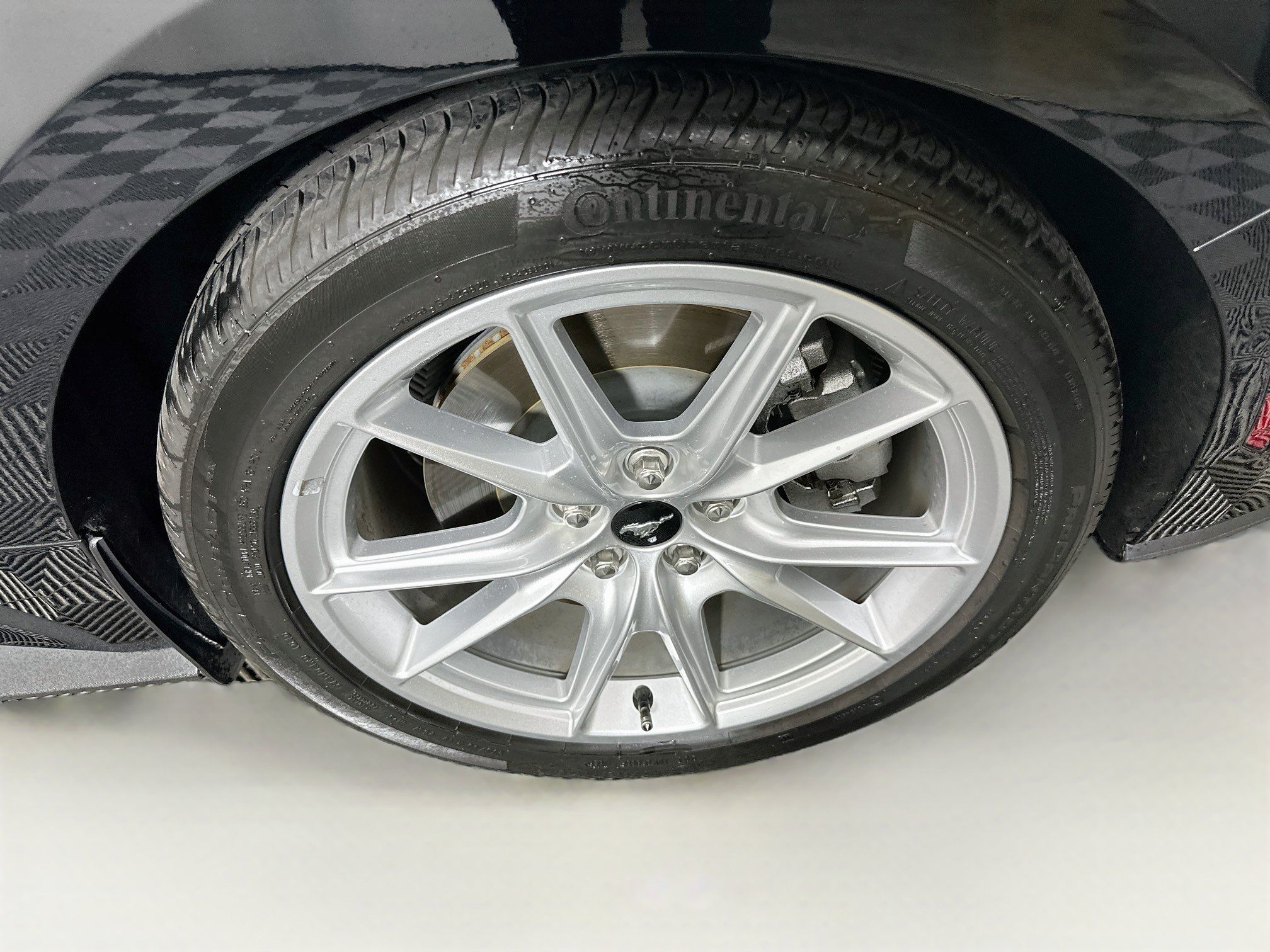 Used 2025 Ford Mustang GT Premium RWD image 11