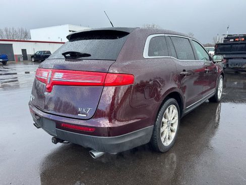 Used 2011 Lincoln MKT AWD w/ Elite Pkg image 5