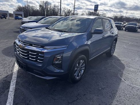 Used 2025 Chevrolet Equinox LT image 5