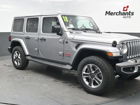 Used 2018 Jeep Wrangler Unlimited Sahara AWD/4WD image 1
