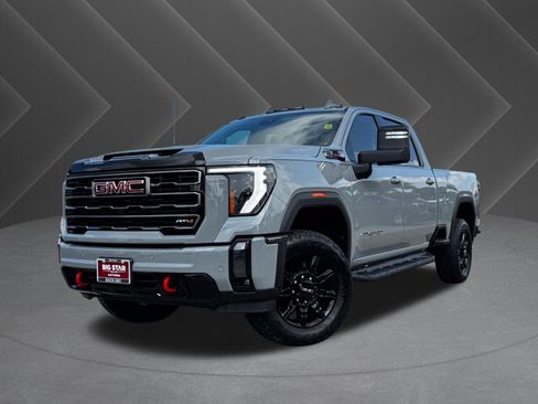 Used 2024 GMC Sierra 2500 AT4 w/ AT4 Preferred Package AWD/4WD image 2