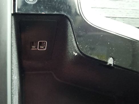 Used 2020 Volvo XC90 T6 Momentum image 33