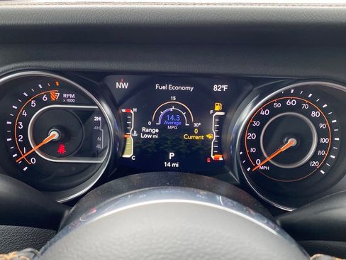 Used 2022 Jeep Gladiator Overland image 39