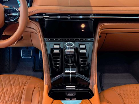 New 2026 Aston Martin DB12 Convertible image 39