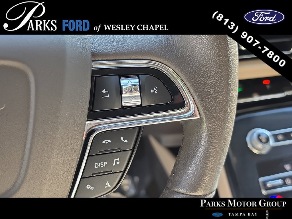 Used 2023 Lincoln Nautilus FWD w/ Premium Package image 30