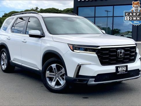 Used 2025 Honda Pilot EX-L image 1