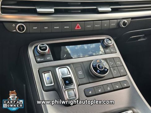 Used 2024 Hyundai Palisade Calligraphy image 25