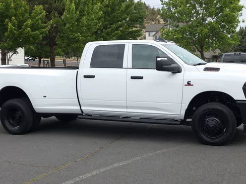 New 2026 RAM 3500 Tradesman AWD/4WD image 2