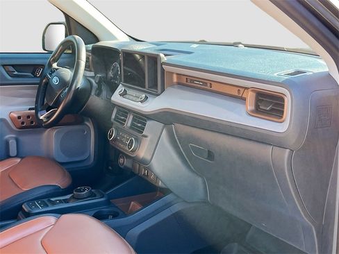 Used 2022 Ford Maverick Lariat image 28