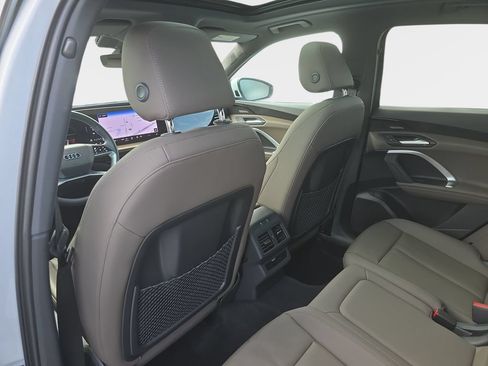 Certified 2025 Audi Q5 Premium Plus w/ Premium Plus AWD/4WD image 10