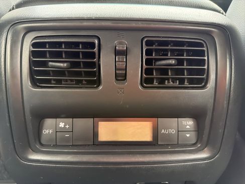 Used 2017 Nissan Pathfinder SL image 71