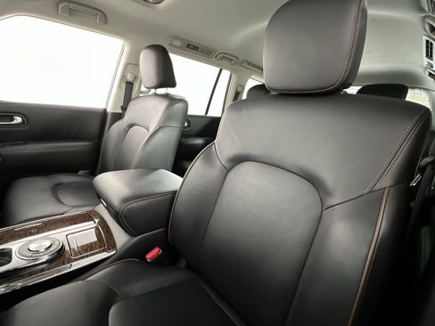 Used 2020 Nissan Armada SL w/ Premium Package image 12