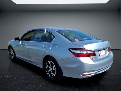 Used 2016 Honda Accord LX image 6