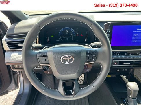 Used 2026 Toyota Camry SE w/ Multimedia Upgrade Package FWD image 14