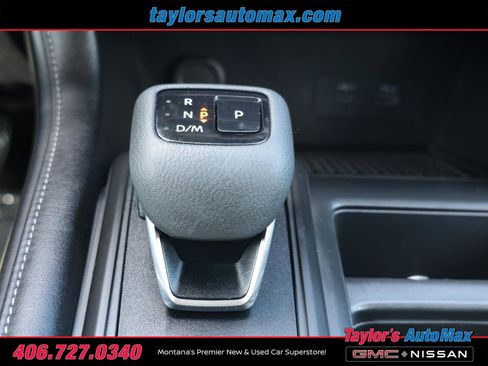 Used 2024 Nissan Pathfinder S image 20