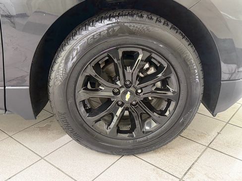Used 2018 Chevrolet Equinox LT FWD image 15