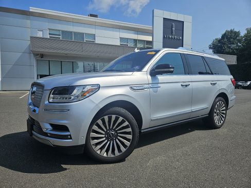 Used 2019 Lincoln Navigator Reserve AWD/4WD image 1