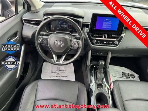 Used 2024 Toyota Corolla Cross XLE AWD/4WD image 16