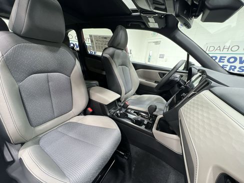 New 2026 Subaru Forester Premium AWD/4WD image 24