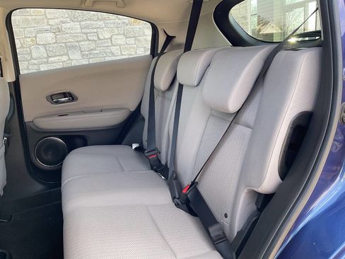 Used 2016 Honda HR-V EX image 29