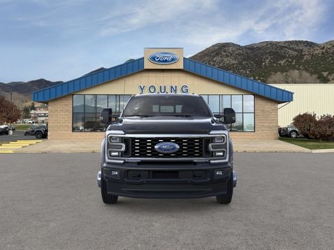 New 2026 Ford F450 Platinum w/ FX4 Off-Road Package AWD/4WD image 6