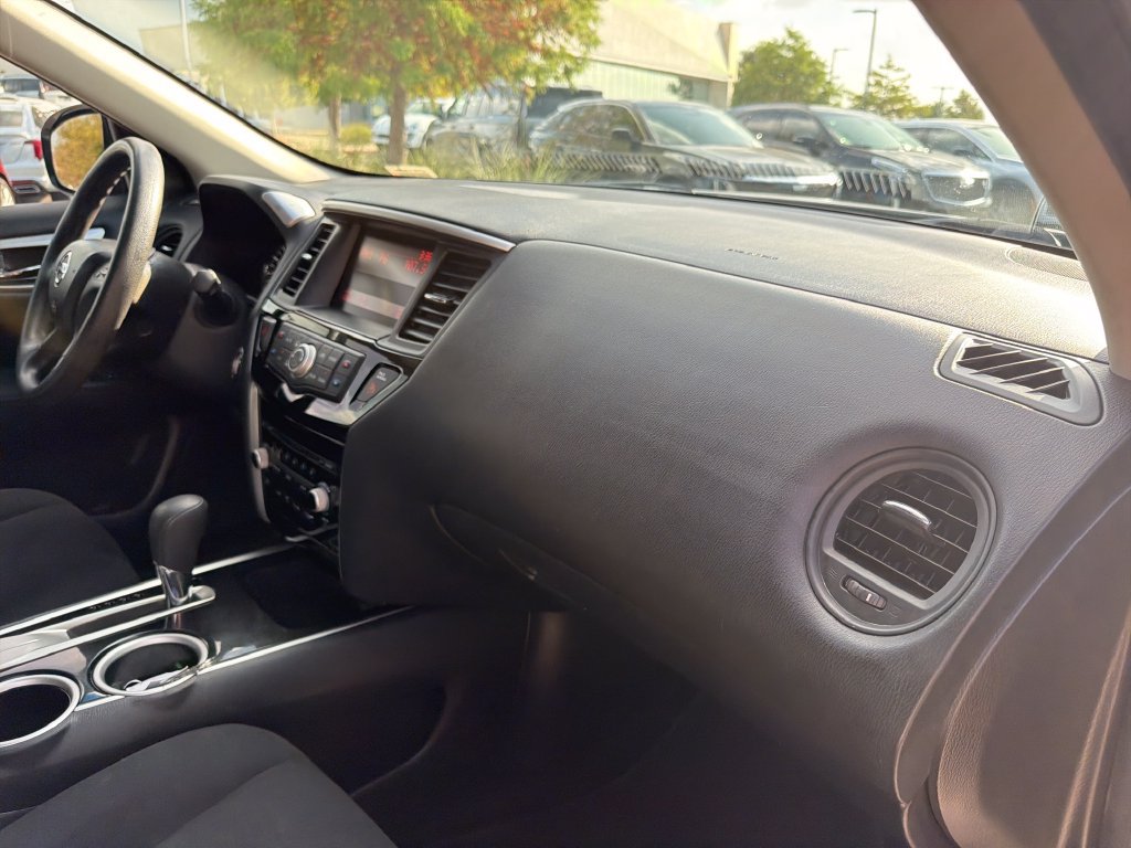 Used 2015 Nissan Pathfinder S FWD image 31