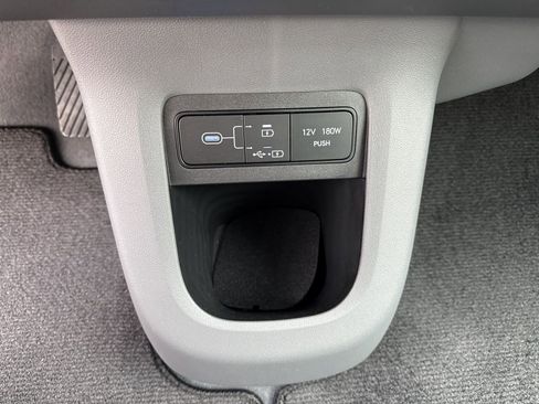 Used 2025 Hyundai Ioniq 5 SEL image 24