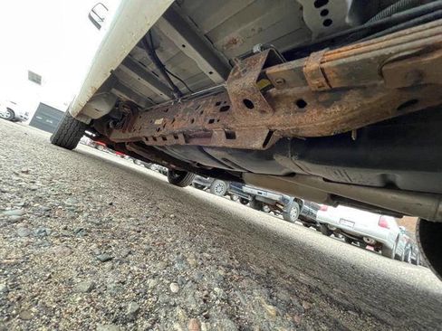 Used 2016 Chevrolet Express 2500 image 13