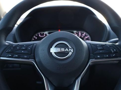 Certified 2024 Nissan Sentra SV image 9